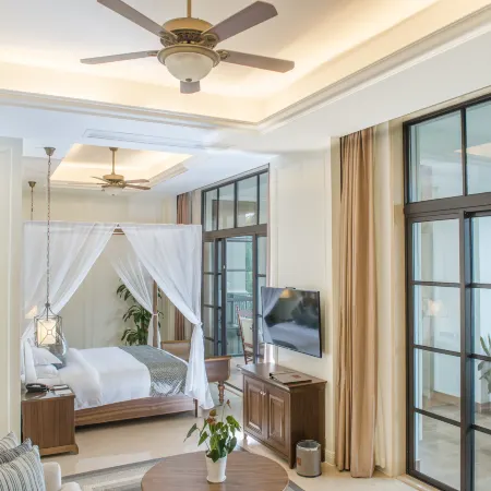 Riyuewan Legend Hotel