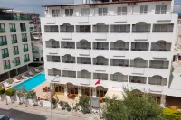 Altinersan Hotel - Pools