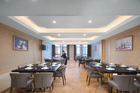 Vienna Hotel(Wenzhou Chashan University City Branch) Отели рядом с достопримечательностью «Towering Big Ancient Tree»