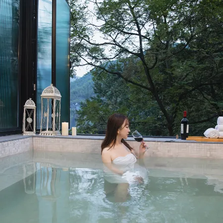 Juesu Hot Spring Hostel