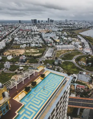 Wyndham Danang Golden Bay Hotel di Da Nang