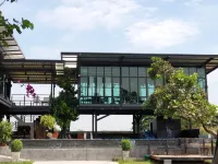 Conbrio Resort & Sport Club  호텔