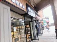 Zhijia International Apartment (Qingyuan Wanda Plaza Store) - Condos