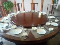 Kaifeng Yantong International Hotel (Drum Tower Square Jinming Square)