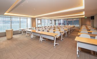 JI Hotel (Nanjing South Railway Station Front Square)