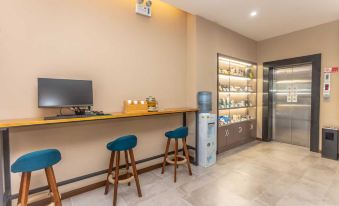 Home Inn Neo (Xichang Hangtian Avenue, Qionghai Wetland Park)