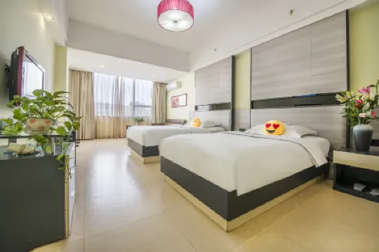 Boutique Holiday Hotel (Beihai RT-Mart High-speed ​​Railway Station) Отели рядом с достопримечательностью «He'an Shopping Center (Hai'an Road)»