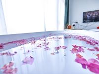 涠洲岛云谷美宿 - 温馨浴缸大床房