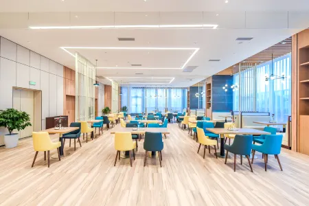 Anshun Shengfeng Hotel (Gufu Street) Отели рядом с достопримечательностью «Anshun Ancient City Historical and Cultural Block»