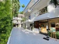 Jony's Beach Resort Hotel di Stasiun Feri 1