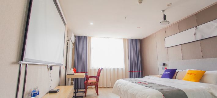 Junyi Hotel (Mengzhou Bus Station) Hotels in Mengzhou