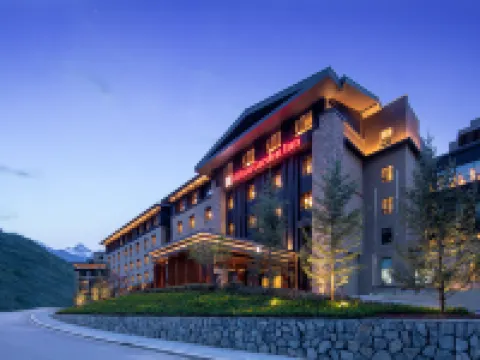 Hilton Garden Inn Jiuzhaigou Hotels near Jiafan Ancient City