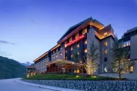 Hilton Garden Inn Jiuzhaigou Hotels in Zhongzha Furrow Luneng Resort