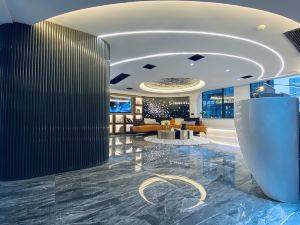 S·Man Hotel (Changsha IFS International Financial Center Wuyi Square Branch)