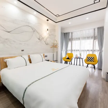 Jinxi Times Hotel (Dujiangyan Scenic Area South Bridge Branch)