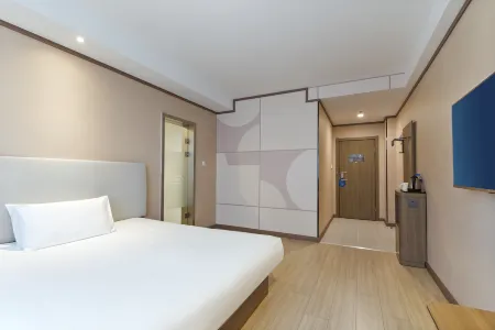 HanChen hotel Отели рядом с достопримечательностью «Xuanwu Lake Scenic Area»