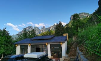 Jinxiu Fairyland Mountaintop b&B