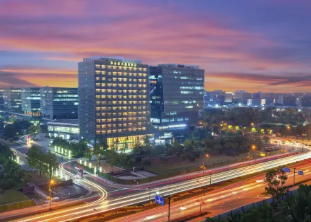 Hangzhou Future Science Town The Mulian Hotel (Alibaba Xixi Campus) Отели рядом с достопримечательностью «Guangfuchan Temple»