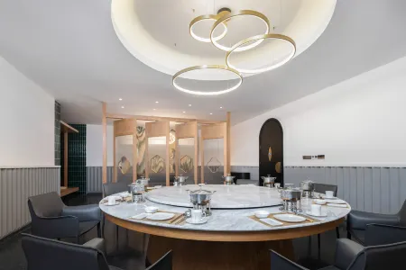 YiXi Place Siheyuan Hotel