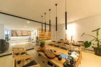 Hot Spring Resort Hotel - parking