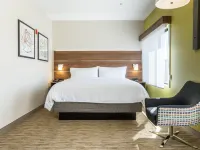 Holiday Inn Express SAN CLEMENTE N – BEACH AREA by IHG - balcony