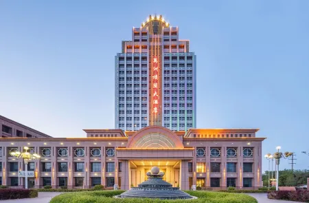 Wanzhou Loulan Hotel