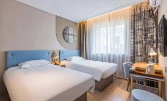 Homeinn · neo (Hangzhou East Railway Station Zhejiang University Huajiachi Genshan West Road)