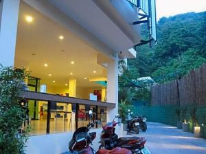 The Wave Hotel Patong