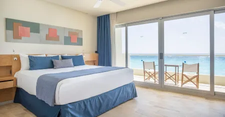 Hotel NYX Cancun