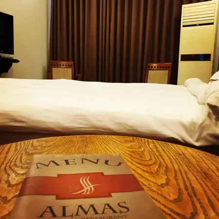 AL MAS HOTEL