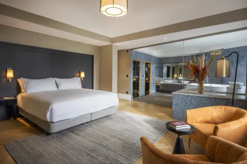 DoubleTree by Hilton Brussels City