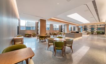 Echarm Hotel (Yichang Huoche Dongzhan)
