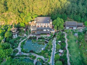 Linan Qianwang Culture Feast Resort Hotel