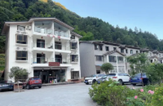 Panshanlou Farmhouse