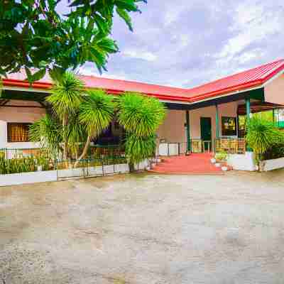 OYO 875 Madhavi Beach Resort Hotel Exterior