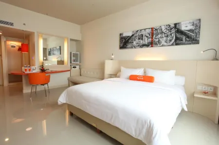 Harris Hotel & Conventions Ciumbuleuit - Bandung