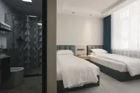 Yuejuge Business Hotel