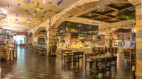 Knight's Hotel Europark Resort - sarapan