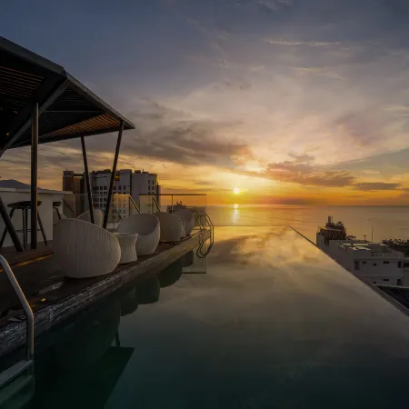 Draco Hotel & Suites