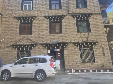 Baiyao Homestay