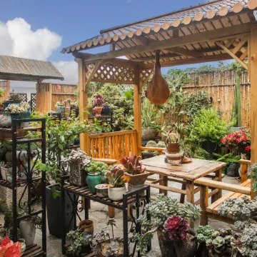 Leshan Lizhuang Bieyuan