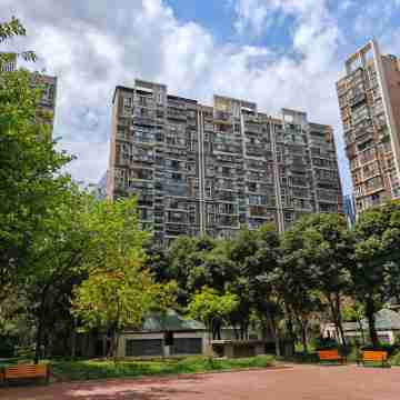 Xiangyin Binshe (Chengdu East Railway Station Shop) Hotel Exterior