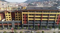 Ninglang Xinghang E-Sports Hotel