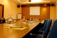 Hotel Artha Kencana Makassar - balcony
