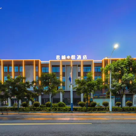 Jun Cheng Yue Hotel