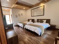 Linzhongge Hostel