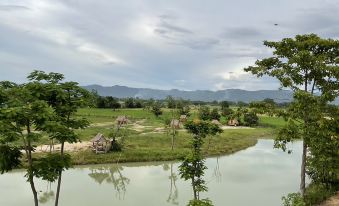 Mana-An Lake Hill Resort Villa