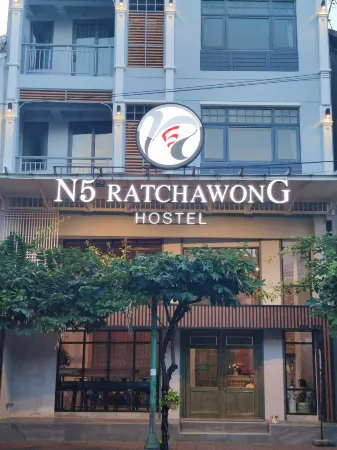 N5 Ratchawong Hostel