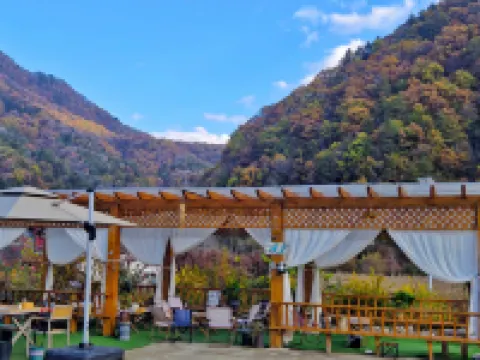 Huangbaiyuan Mountain Forest Guest House Hotels in Taibai County