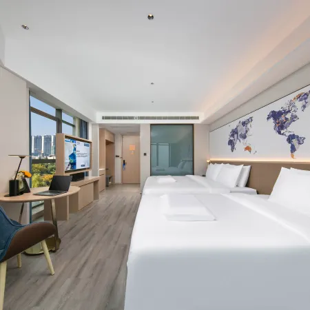 Kyriad Hotel (Luzhou High-speed Railway Station Southwest Medical University)